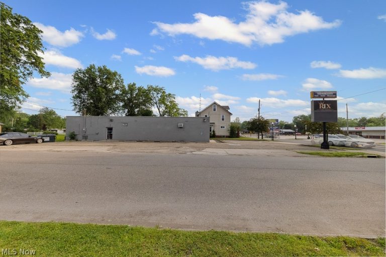 700 Union Avenue, Alliance, OH - Photo 2