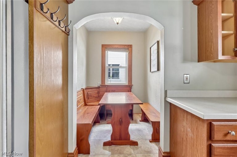 403 Baird Avenue, Barberton, OH - Photo 6