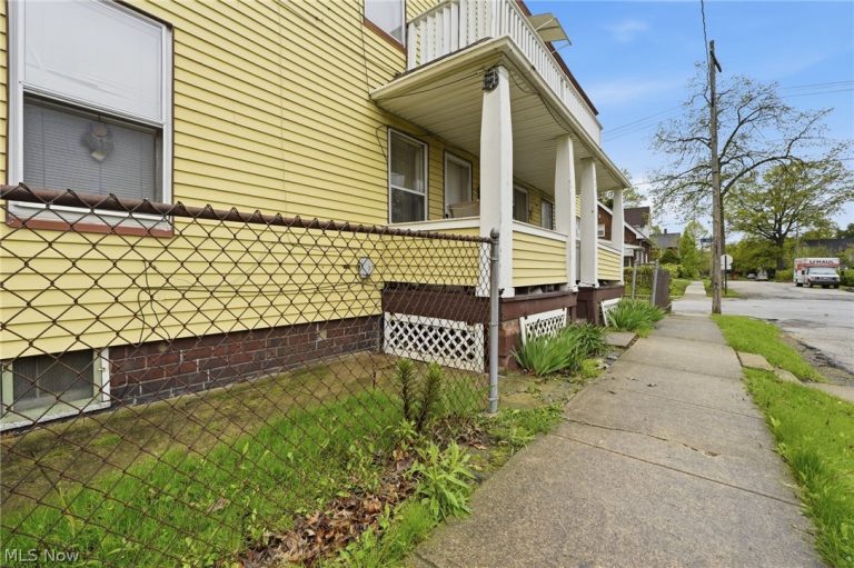 689 Midland Avenue, Cleveland, OH - Photo 5