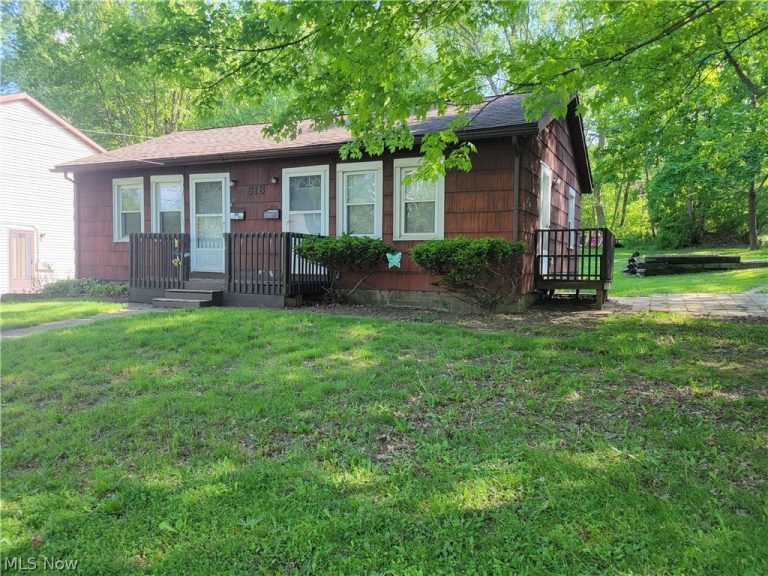 612 Cuyahoga Street, Kent, OH - Photo 6