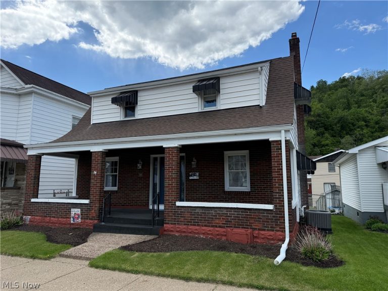 705 Market Street, Yorkville, OH - Photo 2