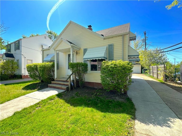 20120 Wilmore Avenue, Euclid, OH - Photo 2