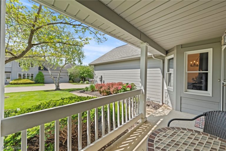 1975 Stansberry Circle, Akron, OH - Photo 4