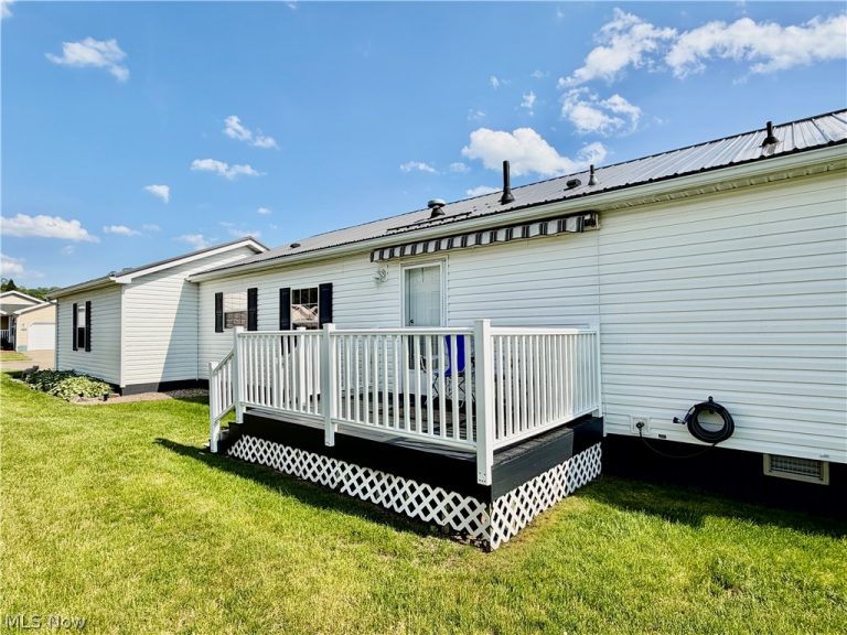 207 Polaris, Dover, OH - Photo 4