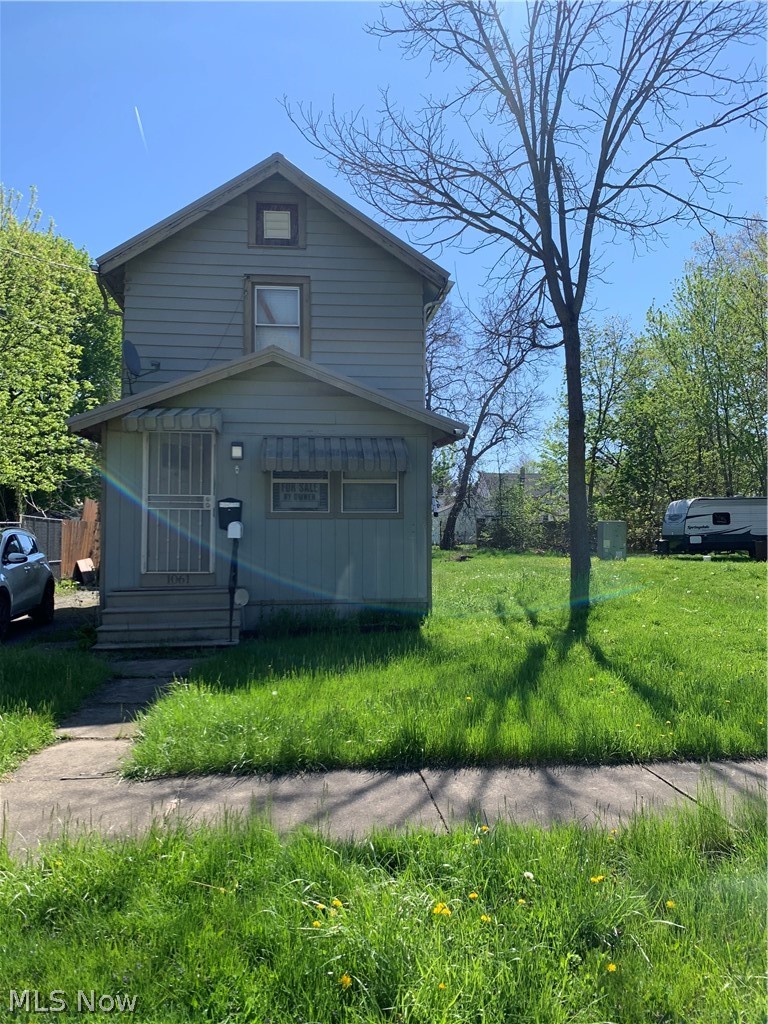 1061 East Avenue, Warren, OH, 44484