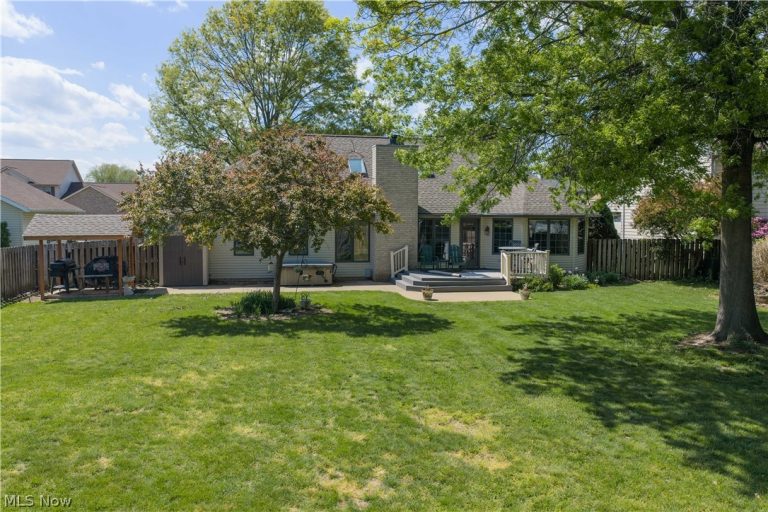 1453 3rd Street, New Philadelphia, OH - Photo 3