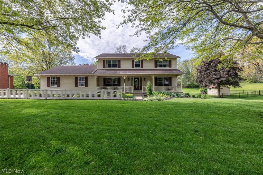 6700 Arlington Drive, Westfield Center, OH