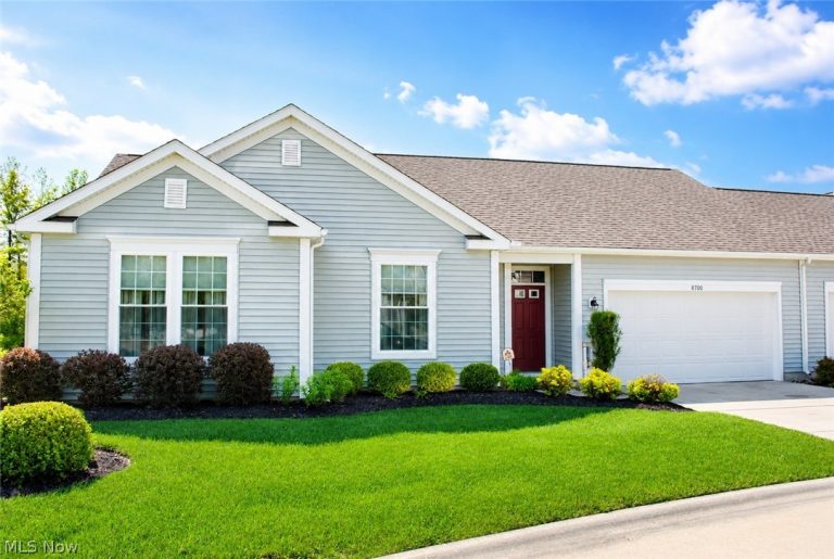 8700 Wakefield Run, North Ridgeville, OH, 44039