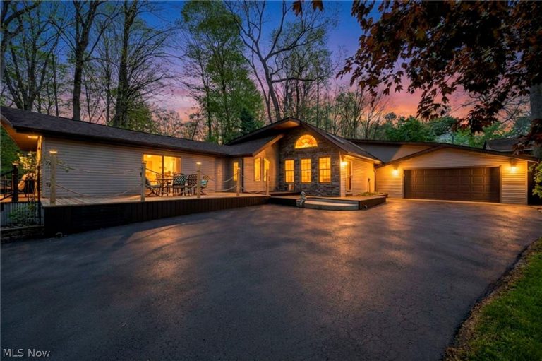 1361 Main Street, Lakemore, OH, 44250