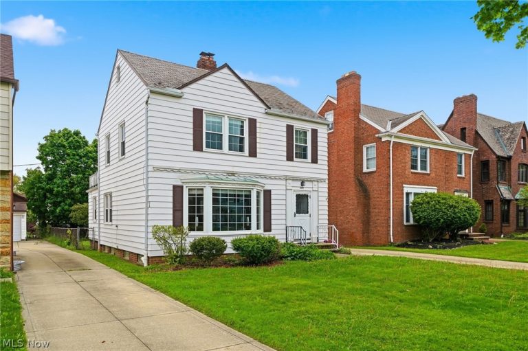 3695 Normandy Road, Shaker Heights, OH - Photo 2