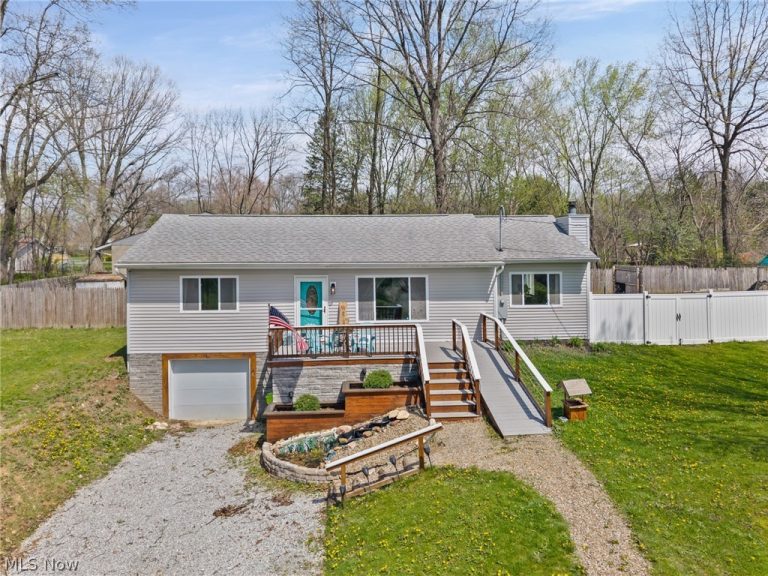 565 Perry Road, Tallmadge, OH, 44278