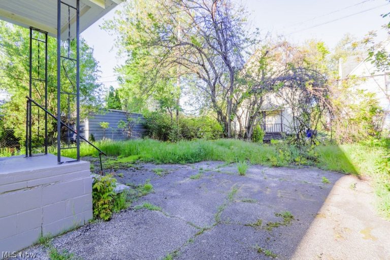 1337 84th Street, Cleveland, OH - Photo 8