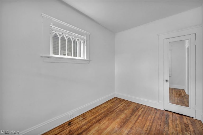 1516 116th Street, Cleveland, OH - Photo 8