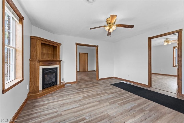 2906 Lincoln Way, Massillon, OH - Photo 5