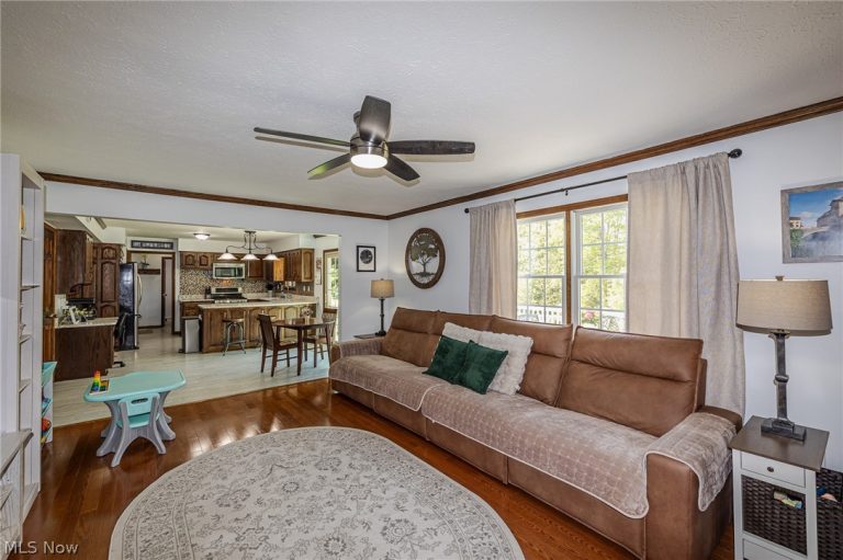6700 Arlington Drive, Westfield Center, OH - Photo 5