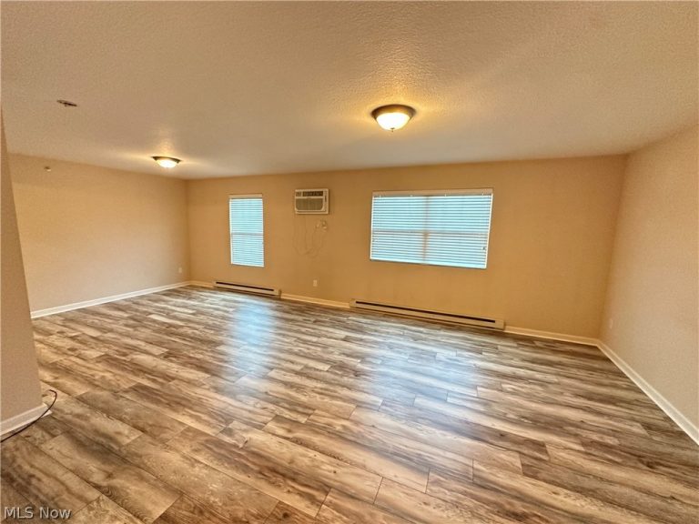 3649 Indian Run Drive, Canfield, OH - Photo 3