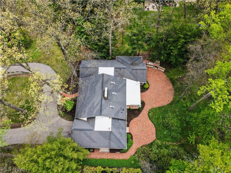 3022 Harriett Road, Silver Lake, OH - Photo 5