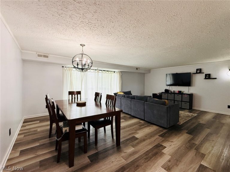 9731 Sunrise Boulevard #M31, North Royalton, OH - Photo 3