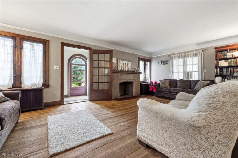 3632 Harvey Road, Cleveland Heights, OH - Photo 8