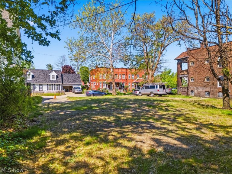 1477 114th Street, Cleveland, OH, 44106