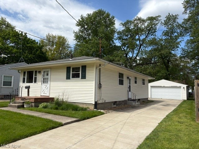 852 Manitou Avenue, Akron, OH - Photo 2