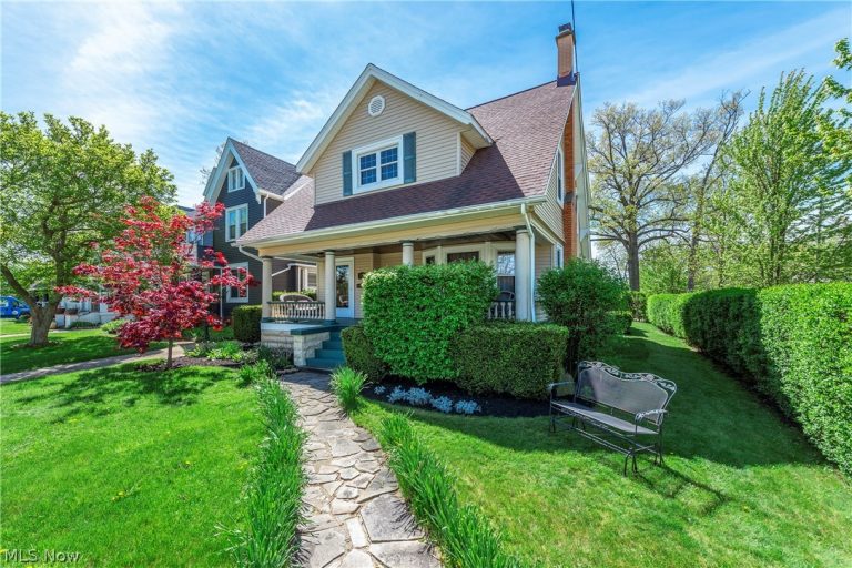 14013 Clifton Boulevard, Lakewood, OH, 44107