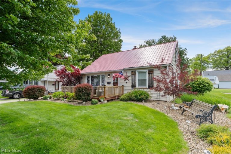 1109 Ellwood Avenue, Canton, OH - Photo 2