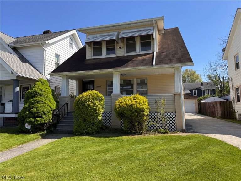 13820 Parkway Drive, Garfield Heights, OH, 44105