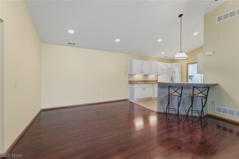 1210 Pebble Chase Circle, Massillon, OH - Photo 6