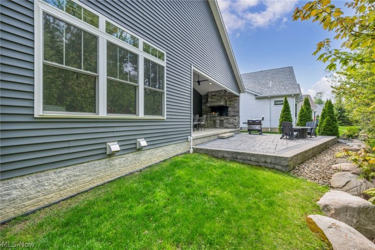 11253 Hygrove Drive, Painesville, OH - Photo 5