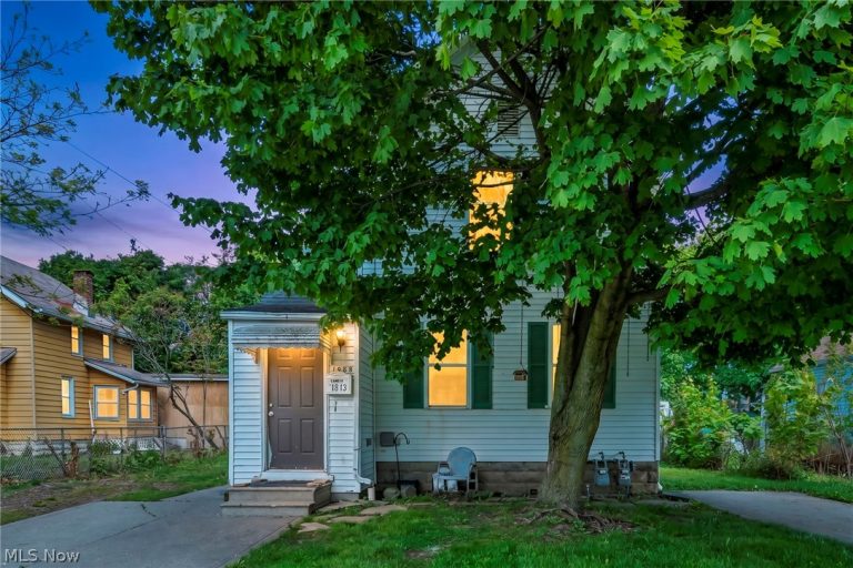 1813 Lexington Avenue, Lorain, OH, 44052