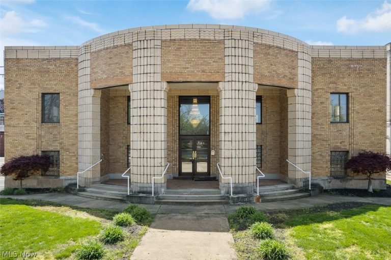 542 Park Avenue, Barberton, OH, 44203