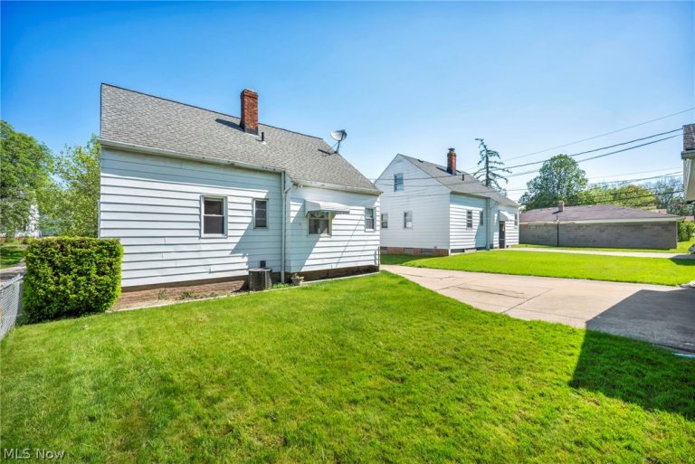 22 Natalie Road, Bedford, OH - Photo 5