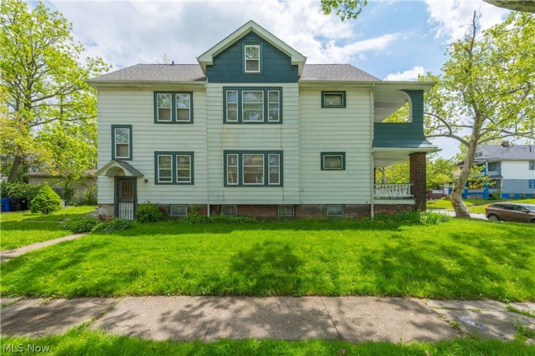 9701 Parkview Avenue, Cleveland, OH - Photo 2