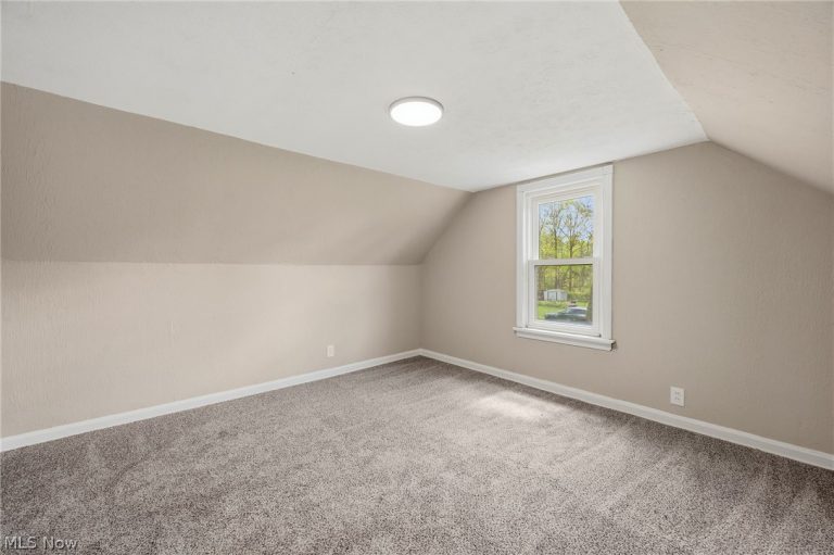 7531 Macedonia Road, Oakwood, OH - Photo 8