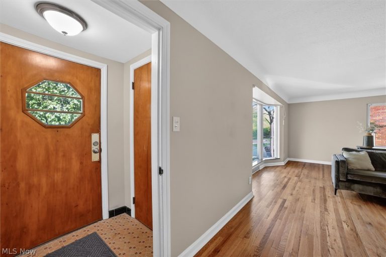 1540 Belvoir Boulevard, South Euclid, OH - Photo 5