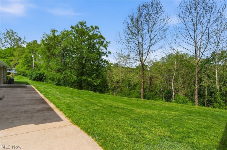 24955 State Route 83, Coshocton, OH - Photo 8