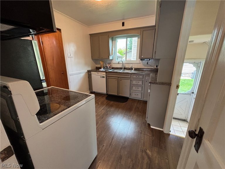 1230 Maple Street, Salem, OH - Photo 8