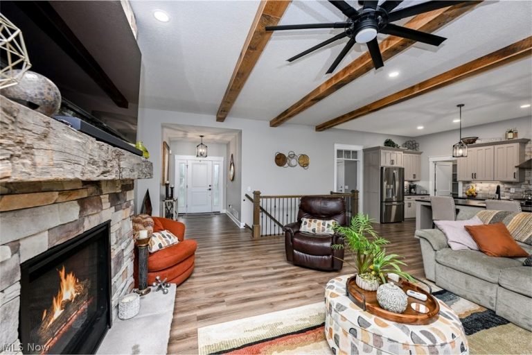 1702 Honeychuck Lane, Kent, OH - Photo 6
