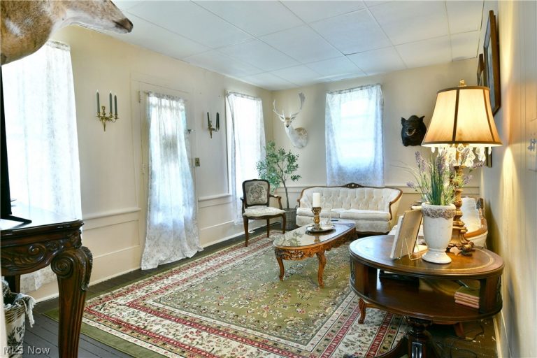 315 Park Avenue, Niles, OH - Photo 8