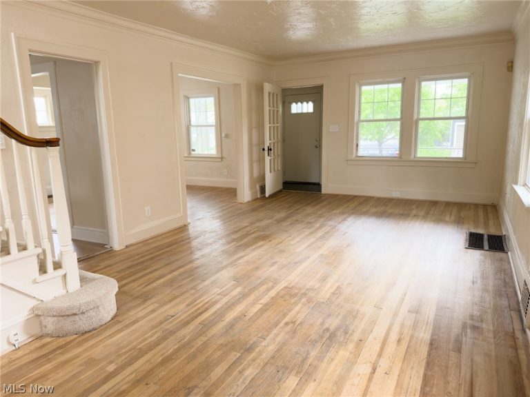 3710 Sudbury Road, Shaker Heights, OH - Photo 8