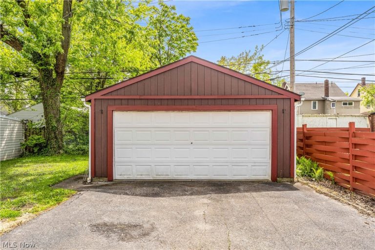 3618 Farland Road, University Heights, OH - Photo 4