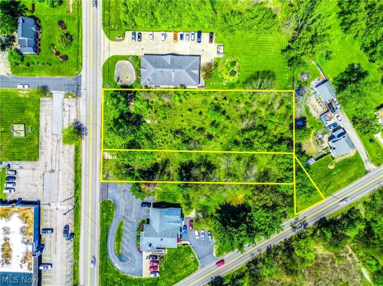 2855 Copley Road, Copley, OH - Photo 2