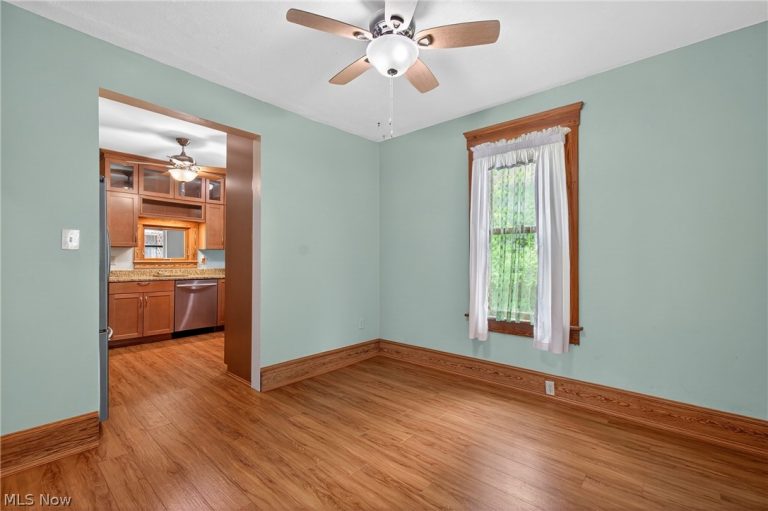 2443 3rd Street, Cuyahoga Falls, OH - Photo 8