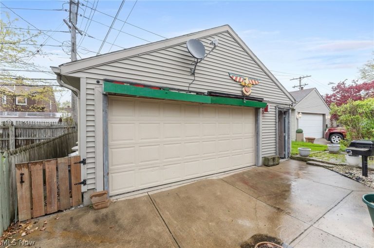 145 190th Street, Euclid, OH - Photo 5