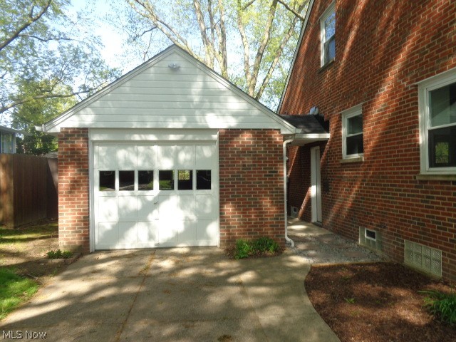 5840 Queens Highway, Parma Heights, OH - Photo 2