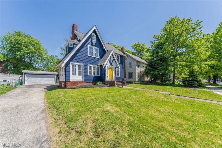 1893 Janette Avenue, Cleveland Heights, OH - Photo 3