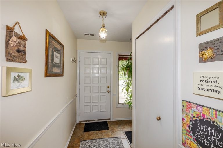 6919 Fitzwater Road #17, Brecksville, OH - Photo 2