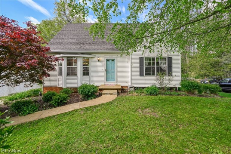 1722 Idlewood Drive, Twinsburg, OH, 44087