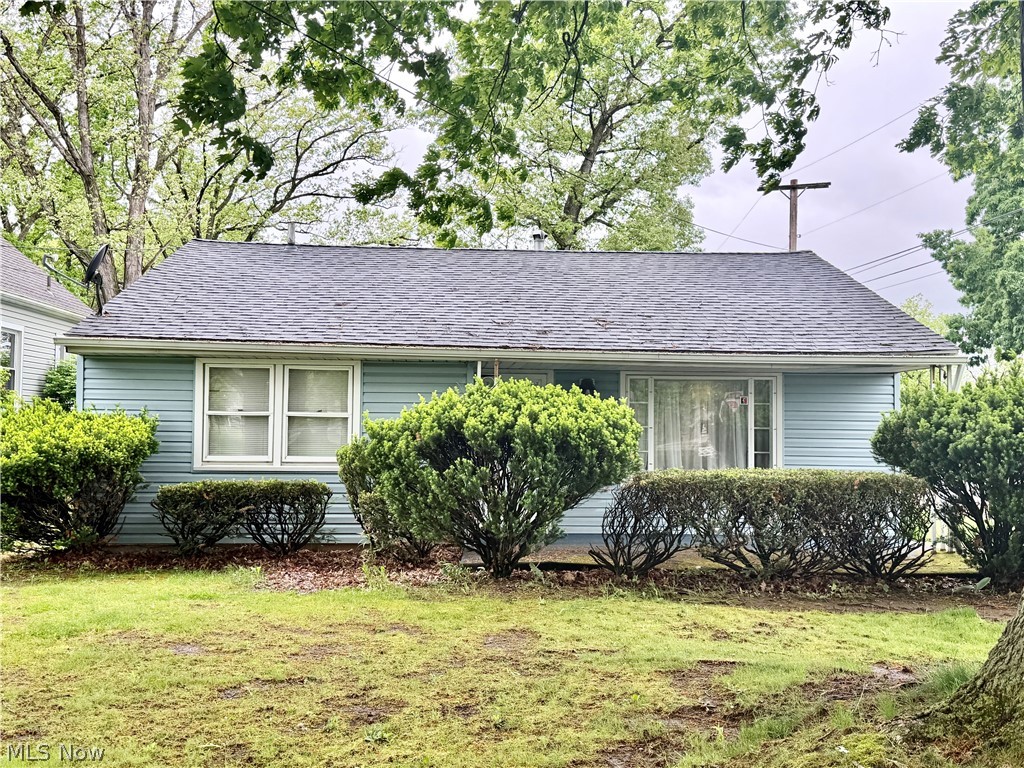 180 Winchester Avenue, Youngstown, OH